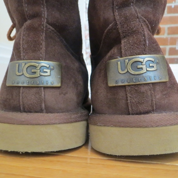 UGG Australia 5163 Upside Shearing Suede Boots - Picture 7 of 8